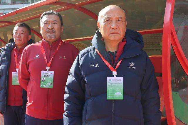 九游体育首页-专访殷铁生：活到老学到老！用冠军为山东青训正名